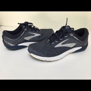 Men’s Brooks Pure Cadence 7 running shoes, size 12